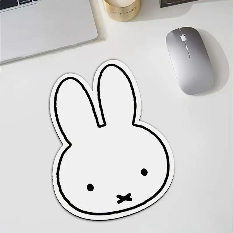 Office Furniture Brands - Alas Mouse Bentuk Kelinci Miffy Kawaii